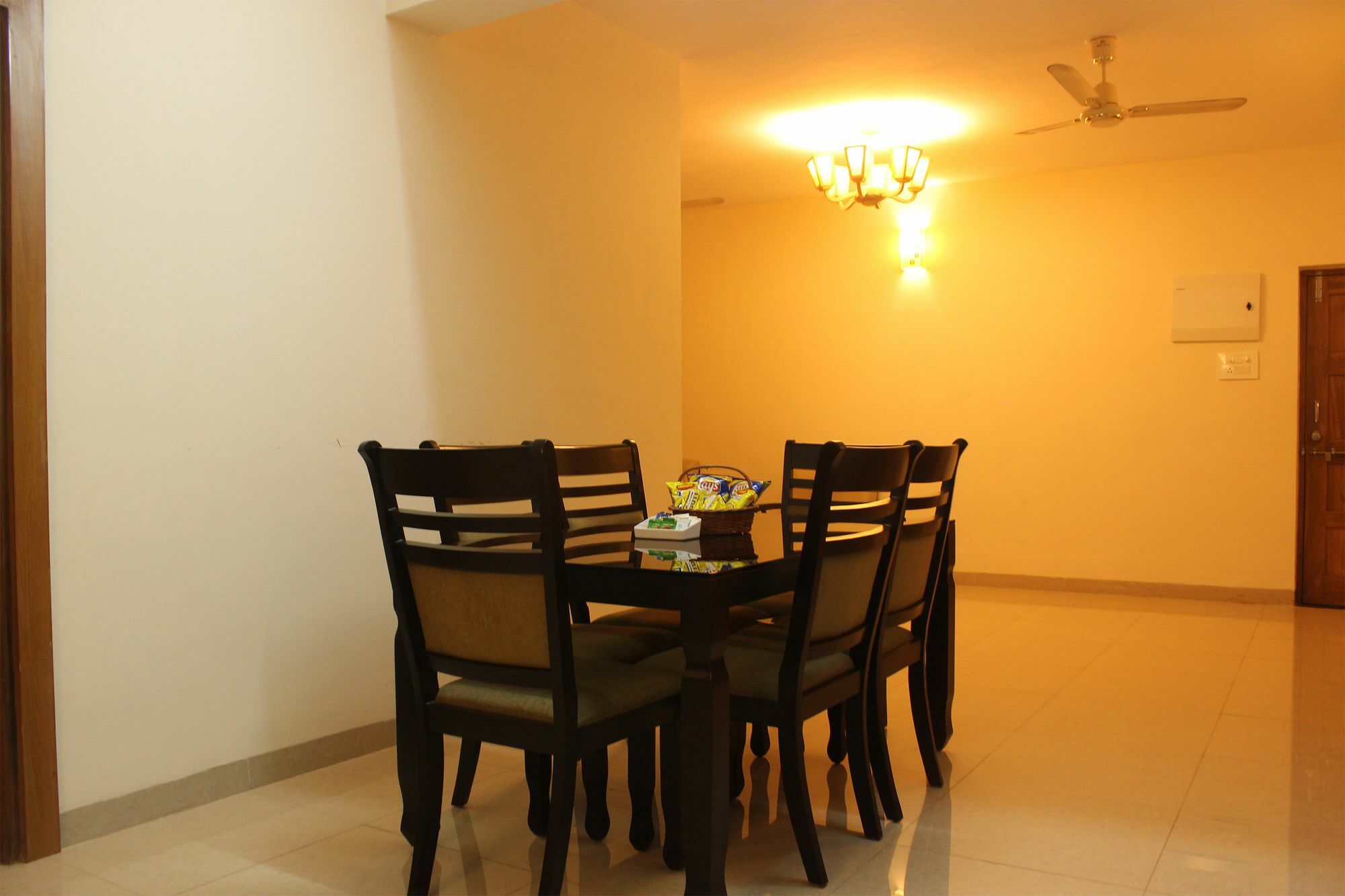Boutique 2 Bhk North Goa Road Apartment Sangolda Exterior photo